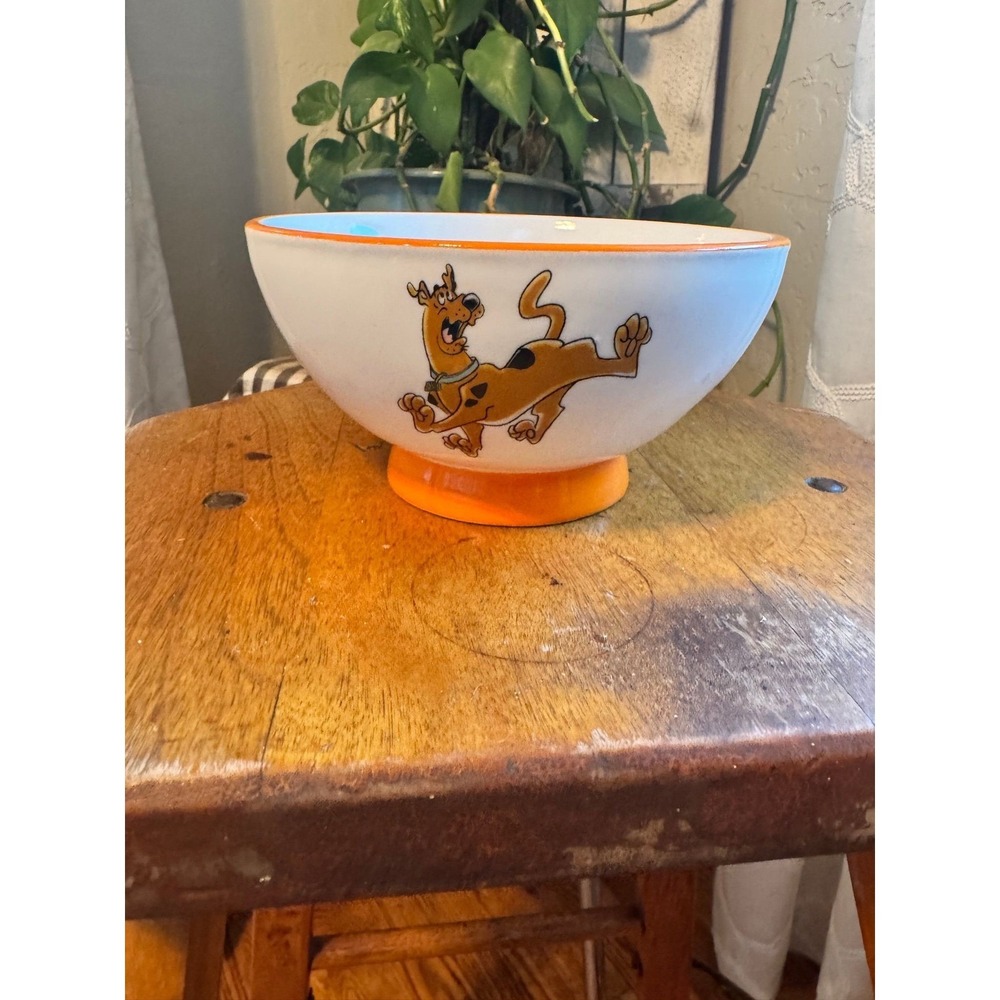 Rae Dunn SCOOBY SNACKS bowl w/ ghost Halloween Scooby-Doo Dog